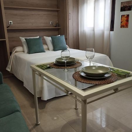 Apartamento La Fuente 27 Tomares Eksteriør bilde