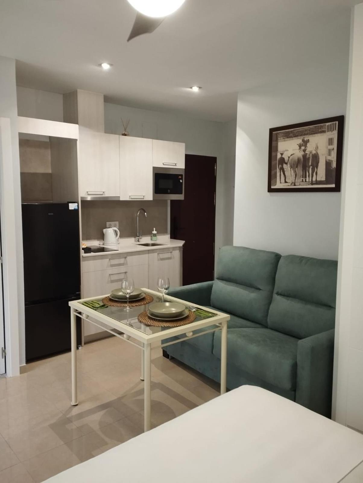Apartamento La Fuente 27 Tomares Eksteriør bilde
